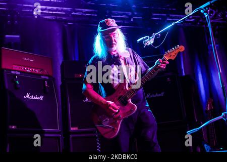 American Rock Band Dinosaur Jr. bei einem Konzert im Live Club in Trezzo sullAdda, am 05 2022. Juni (Foto: Mairo Cinquetti/NurPhoto) Stockfoto