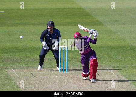 CHESTER LE STREET, GROSSBRITANNIEN. JUN 1. Sarah Bryce von Lightning hat am Mittwoch, den 1.. Juni 2022, beim Vitality T20 Blast-Spiel zwischen dem Durham County Cricket Club und Worcestershire im Seat Unique Riverside, Chester le Street, gebattet. (Foto von Mark Fletcher/MI News/NurPhoto) Stockfoto
