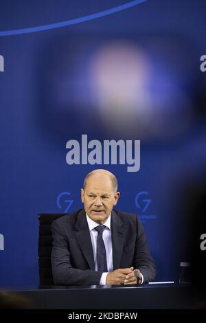 Bundeskanzler Olaf Scholz ist bei einem Treffen mit dem Auswärtigen Presseverband (VAP) am 8. Juni 2022 im Bundeskanzleramt in Berlin abgebildet. (Foto von Emmanuele Contini/NurPhoto) Stockfoto