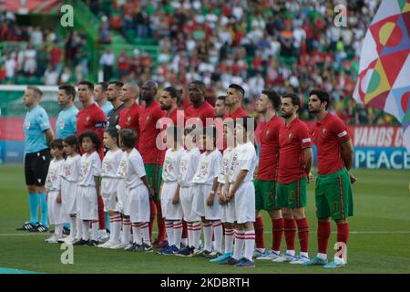 Die portugiesische Mannschaft während des Fußballspiels der UEFA Nation League zwischen Portugal und der Tschechischen Republik im Estadio Jose Alvalade in Lissabon am 9. Juni 2022. (Foto von Valter Gouveia/NurPhoto) Stockfoto