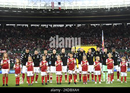 Spieler der österreichischen Nationalmannschaft zu Beginn von Österreich gegen Frankreich, UEFA Nations League, Gruppe A1, Ernst-Happel-Stadion in Wien, 10. Juni 2022, Österreich (Foto: Flaviu Buboi/NurPhoto) Stockfoto