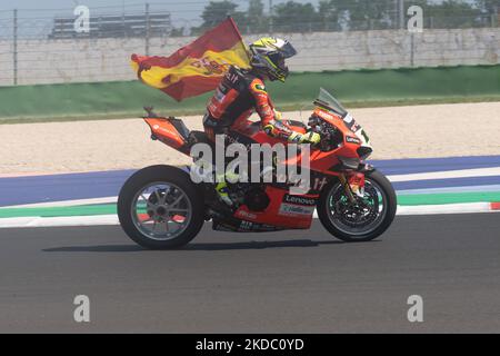 19 BAUTISTA Alvaro ESP Ducati Panigale V4R während der Motul FIM Superbike Championship - Italienische Runde Sonntagsrennen während der World Superbikes - Circuit Pirelli Emilia-Romagna Round, 10-12. Juni 2022 auf Misano, Italien. (Foto von Fabio Averna/NurPhoto) Stockfoto