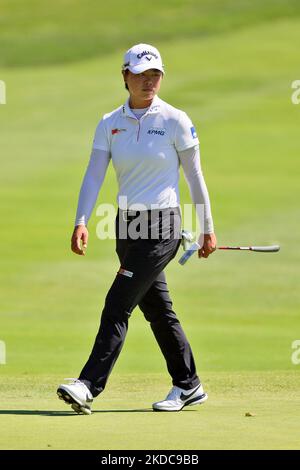 Yuka Saso aus Tokio, Japan, geht auf dem 3. Green während der ersten Runde des Meijer LPGA Classic Golfturniers im Blythefield Country Club in Belmont, MI, USA Donnerstag, 16. Juni 2022. (Foto von Amy Lemus/NurPhoto) Stockfoto