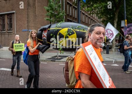Klimademonstranten marschieren am 19. Juni 2022 durch die Stadt Rotterdam, Niederlande. (Foto von Oscar Brak/NurPhoto) Stockfoto