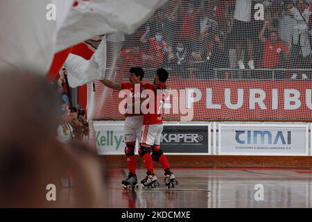Pablo Alvarez von SL Benfica feiert während der Rink Hockey-Playoffs 4. Etappe zwischen SL Benfica und FC Porto, im Pavilhão Fidelidade, Lisboa, Portugal, 25, Juni 2022 (Foto von João Rico/NurPhoto) Stockfoto