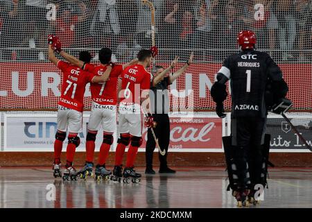Pablo Alvarez von SL Benfica feiert während der Rink Hockey-Playoffs 4. Etappe zwischen SL Benfica und FC Porto, im Pavilhão Fidelidade, Lisboa, Portugal, 25, Juni 2022 (Foto von João Rico/NurPhoto) Stockfoto