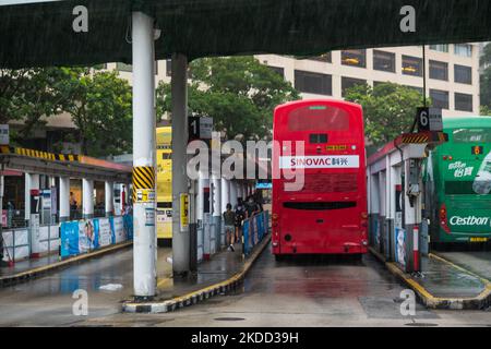 Der chinesische COVID-Impfstoff wird am 1. Juli 2022 in Tsim Sha Tsui in Hongkong, China, geparkt. (Foto von Marc Fernandes/NurPhoto) Stockfoto
