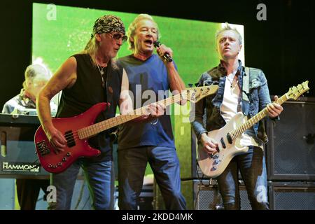Ian Gillan, Roger Glover und Simon McBride von Deep Purple, während des Woosh! Tour, 2.. Juli, im Auditorium Parco della Musica, Rom, Italien (Foto: Domenico Cippitelli/LiveMedia/NurPhoto) Stockfoto