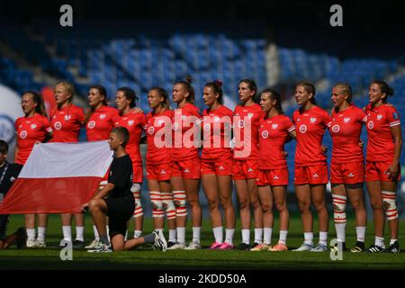 Polnische Mannschaft während der Nationalhymne vor Irland während der Irland 7S gegen Polen 7S, dem Finale der Rugby Europe Sevens Championship Series 2022 in Krakau. Am Sonntag, den 03. Juli 2022, im Henryk Reyman Municipal Stadium, Krakau, Woiwodschaft Kleinpolen, Polen. (Foto von Artur Widak/NurPhoto) Stockfoto