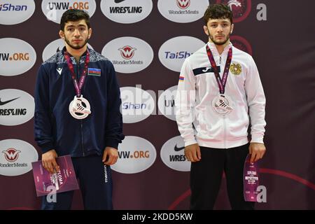 Daviti ABDALADZE (GEO) gegen Khamzat Timourovitch ARSAMERZOUEV (FRA) beim Finale der Greco-Roman Freestyle 61kg U20 Europameisterschaften in PalaPellicone - Fijlkam, 3.. Juli 2022, Rom, Italien (Foto: Domenico Cippitelli/LiveMedia/NurPhoto) Stockfoto