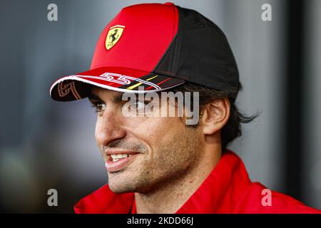 Carlos Sainz, Scuderia Ferrari, Portrait während des Formel 1 Grand Prix von Großbritannien auf der Silverstone-Rennstrecke vom 31.. Juni bis 3.. Juli 2022 in Northampton, England. (Foto von Gongora/NurPhoto) Stockfoto