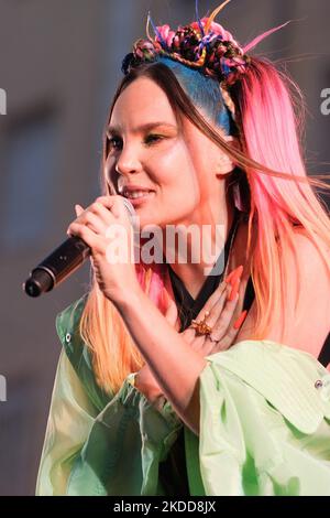 Die Sängerin Belinda bei einem Auftritt im LGTB Pride in Madrid, 6. Juli 2022 Spanien. (Foto von Oscar Gonzalez/NurPhoto) Stockfoto