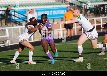 Gideon Boafo von Newcastle Thunder in Aktion während des BETFRED Championship-Spiels zwischen Newcastle Thunder und Bradford Bulls im Kingston Park, Newcastle am Freitag, den 8.. Juli 2022. ((Foto von Chris Lishman/MI News/NurPhoto) Stockfoto