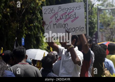 Volksgruppen marschieren Colombo im 9. Juli 2022 anhaltende Wirtschaftskrise in Sri Lanka (Foto: Akila Jayawardana/NurPhoto) Stockfoto