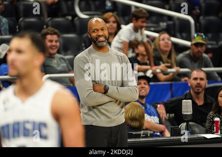 Orlando, Florida, USA, 5. November 2022, Orlando Magic Head Coach Jamahl Mosley im Amway Center. (Foto: Marty Jean-Louis) Stockfoto