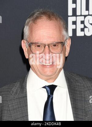 HOLLYWOOD, CA - 04. NOVEMBER: Irwin Reiter nimmt an einer Sondervorführung von „She Said“ während des AFI-Fests 2022 im TCL Chinese Theatre am 04. November 2022 teil Stockfoto