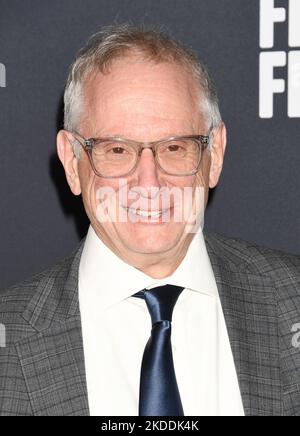 HOLLYWOOD, CA - 04. NOVEMBER: Irwin Reiter nimmt an einer Sondervorführung von „She Said“ während des AFI-Fests 2022 im TCL Chinese Theatre am 04. November 2022 teil Stockfoto