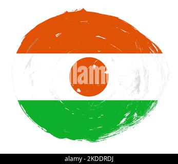 Niger-Flagge auf einem verzweifelten weißen Pinselhintergrund gemalt Stockfoto