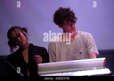 Reykjavik, Island . 03.. November 2022. Die amerikanische Indie-Pop-Band Nation of Language spielt beim Iceland Airwaves Music Festival in der Innenstadt von Reykjavik, Island. Foto: Baden Roth/imageSPACE Kredit: Imagespace/Alamy Live News Stockfoto