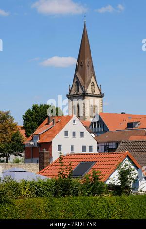 Katholische Pfarrkirche St. John Baptista, Neustadtkirche, Neustadt, Warburg, Nordrhein-Westfalen, Deutschland Stockfoto