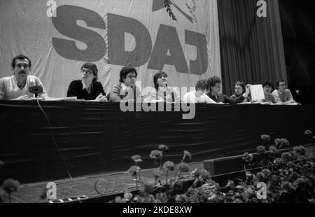 Der Bundeskongress der linken Sozialistischen Deutschen Arbeiterjugend (SDAJ) 7. im Jahr 1982, Deutschland Stockfoto