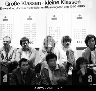 Die Bildungsmesse 7. Interschool '80 am 05.05.1980 in der Westfalenhalle Dortmund, Deutschland Stockfoto