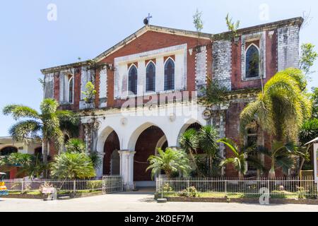 Die Fassade der Pfarrkirche Saint Augustin in Iloilo, Philippinen Stockfoto