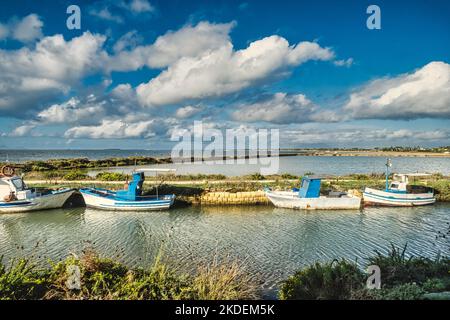 Salzpfannen Salinen zwischen Marsala und Trapani auf Sizilien, Italien Stockfoto