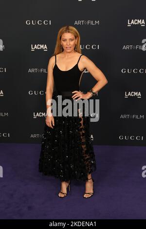 Los Angeles, USA. 05.. November 2022. Elizabeth Banks kommt zur LACMA Art Film Gala 2022, die am Samstag, den 5. November 2022, im LACMA in Los Angeles, CA, stattfindet. (Foto von Conor Duffy/Sipa USA) Quelle: SIPA USA/Alamy Live News Stockfoto