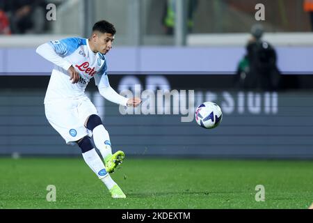 Mathias Olivera von SSC Napoli in Aktion während des Serie-A-Spiels zwischen Atalanta BC und SSC Napoli am 5. November 2022 in Bergamo, Italien. Stockfoto