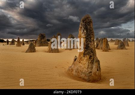 Hervorragende Pinnacles im Nambung National Park. Stockfoto