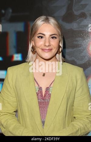 Emily De Margheriti nimmt an der Premiere von „Sissy“ beim Arrow FrightFest Teil, das am Cineworld Leicester Square in London stattfindet. Stockfoto