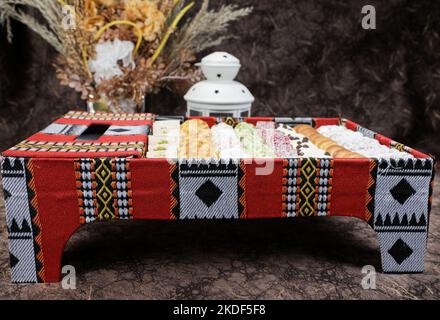 Arabischer Gebäck Geschenkkorb Stockfoto