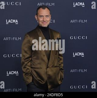 Los Angeles, Usa. 05.. November 2022. Jude Law nimmt am Samstag, den 5. November 2022, an der LACMA Art Film Gala im Los Angeles County Museum of Art in Los Angeles Teil. Foto von Jim Ruymen/UPI Credit: UPI/Alamy Live News Stockfoto
