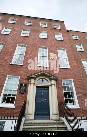 georgianisches Stadthaus 56 st stephens Green früher das earl of Meaths House, dann das St vincents Hospital, jetzt permanenter tsb dublin republic of ireland Stockfoto