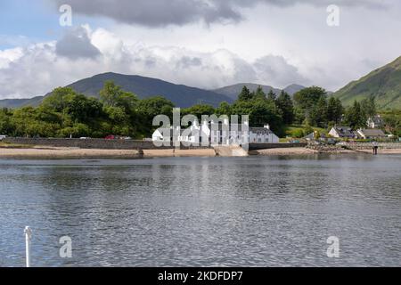 Corran Fähre zum Ardgour Inn, Nether Lochabar Fährhafen Stockfoto