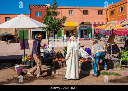 Markt in der marokkanischen Stadt Kelaa Mgouna Stockfoto