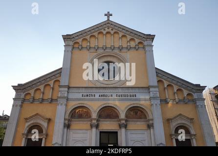 Sancti Angelis Custodibus Übersetzung Heilige Schutzengel Kirche in Turin, Italien Stockfoto