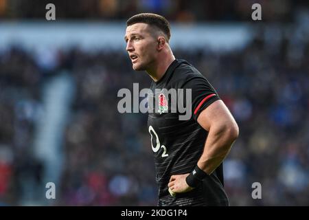 Twickenham, Großbritannien. 06.. November 2022. Tom Curry aus England während des Spiels während des Herbst-Länderspiels England gegen Argentinien im Twickenham Stadium, Twickenham, Großbritannien, 6.. November 2022 (Foto von Craig Thomas/News Images) in Twickenham, Großbritannien am 11/6/2022. (Foto von Craig Thomas/News Images/Sipa USA) Quelle: SIPA USA/Alamy Live News Stockfoto