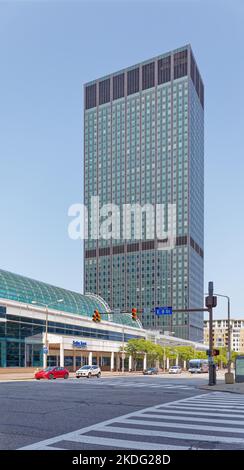 Der Erieview Tower wird als Cleveland W Hotel, W Apartments und Geschäftsbüros umentwickelt. Stockfoto