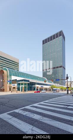 Der Erieview Tower wird als Cleveland W Hotel, W Apartments und Geschäftsbüros umentwickelt. Stockfoto