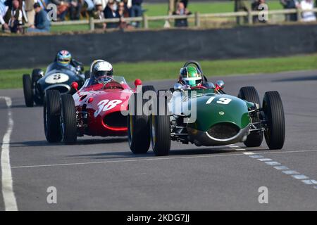 Joaquin Folch-Rusinol, Lotus-Climax 16, Richard Wilson, Ferrari 246 Dino, Richmond und Gordon Trophäen, 25 Minuten Rennen für 2500cc Grand Prix Autos Stockfoto