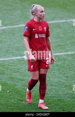 Emma Koivisto #2 von Liverpool Women während des Fa Women's Super League Spiels Liverpool Women gegen Aston Villa Women im Prenton Park, Birkenhead, Großbritannien, 6.. November 2022 (Foto von Phil Bryan/News Images) Stockfoto