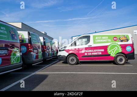 flaschenpost.de Ford Transit Lieferwagen Stockfoto