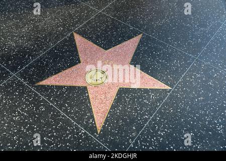 Hollywood, Los Angeles, Kalifornien, USA - 04. NOVEMBER 2014: Star von Lassie, dem Hund auf dem Walk of Fame. Hollywood Boulevard Promi. Stockfoto