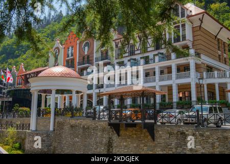 Kleine architektonische Formen in borjomi in Form von Pavillons Stockfoto