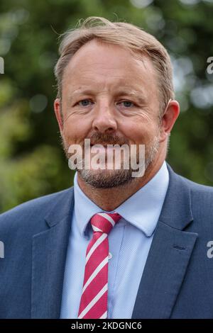 London, Großbritannien. 7.. September 2022. Toby Perkins, Abgeordneter der Labour Party für Chesterfield, wird auf College Green interviewt. Foto von Amanda Rose Stockfoto