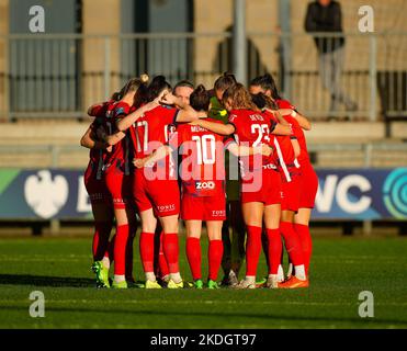 London, Großbritannien. 06.. November 2022. London, England, November 6. 2022: Die Spieler von Birmingham spielen beim Barclays Womens Championship-Fußballspiel zwischen London City Lionesses und Birmingham City im Princes Park in London, England. (James Whitehead/SPP) Quelle: SPP Sport Press Foto. /Alamy Live News Stockfoto