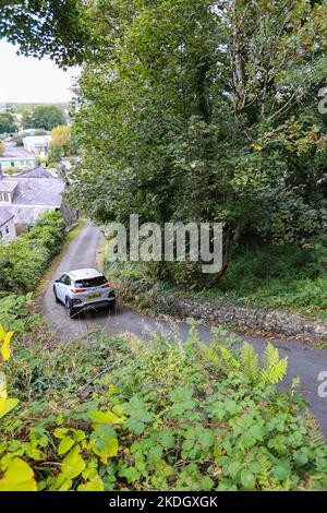 Die steilste Straße der Welt, in,Zentrum,von,Harlech,Gwynedd,County,Gwynedd County,Wales,Walisisch,anerkannt,von,Guinness Buch der Rekorde, Stockfoto