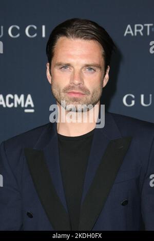 Los Angleles, USA. 05.. November 2022. Sebastian Stan nimmt an der LACMA ART FILM GALA 2022 Teil, die Gucci am 05. November 2022 im Los Angeles County Museum of Art in Los Angeles, Kalifornien, präsentierte. Foto: Crash/imageSPACE/Sipa USA Kredit: SIPA USA/Alamy Live News Stockfoto